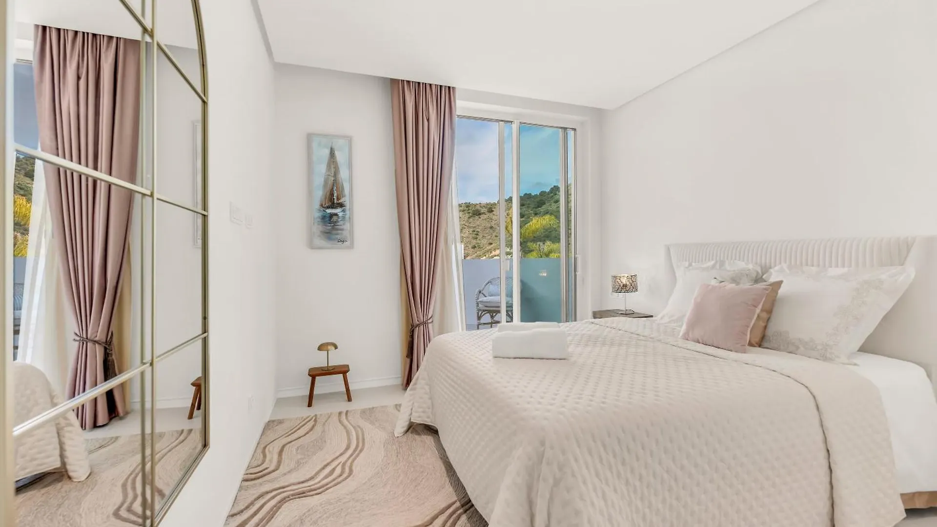 Penthouse Sur Les Hauteurs Marbella Охен