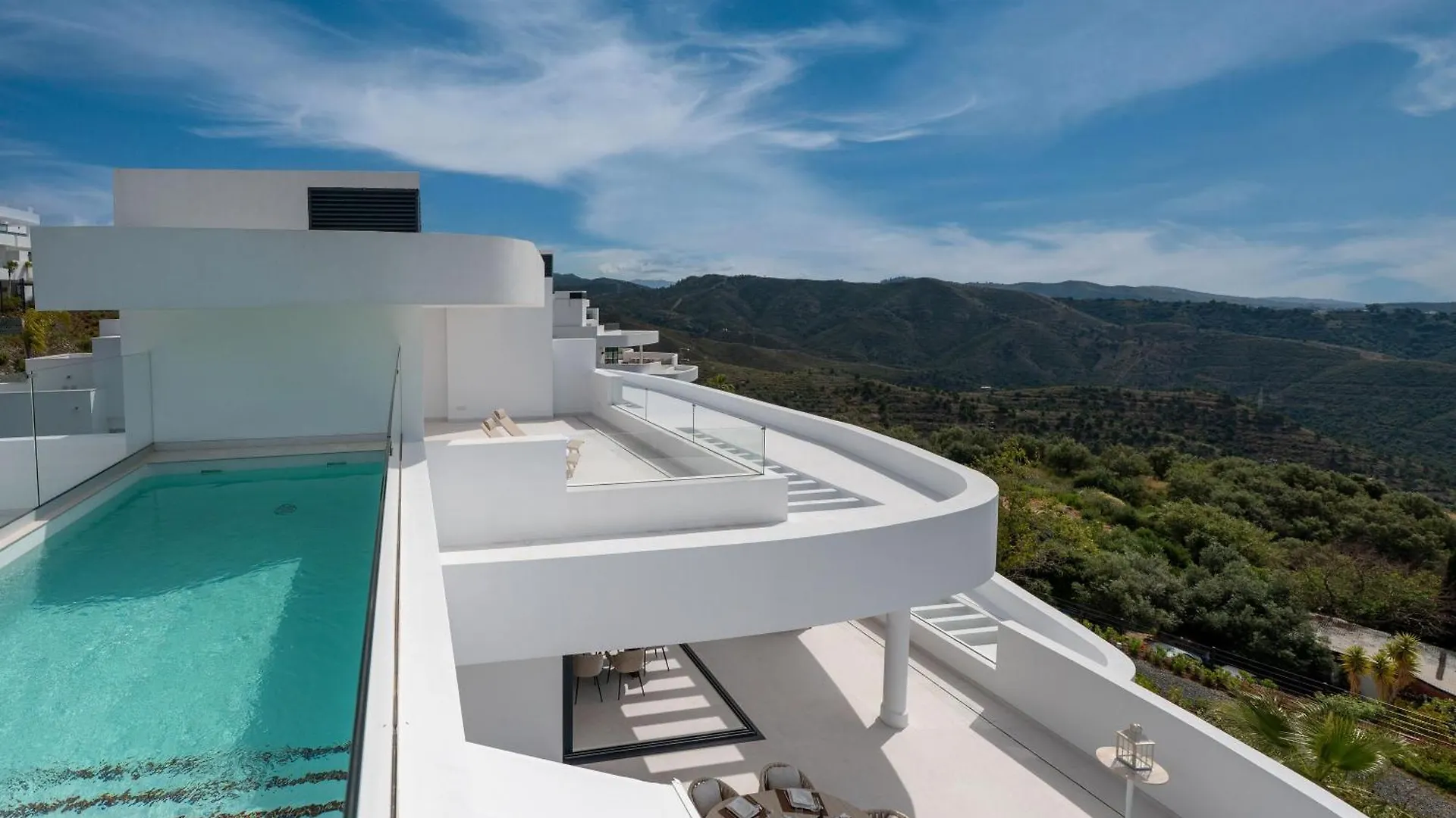 Penthouse Sur Les Hauteurs Marbella Охен 0*,